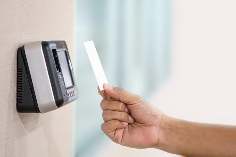 Les crit&egrave;res essentiels pour un contr&ocirc;le d'acc&egrave;s efficace &agrave; Reims